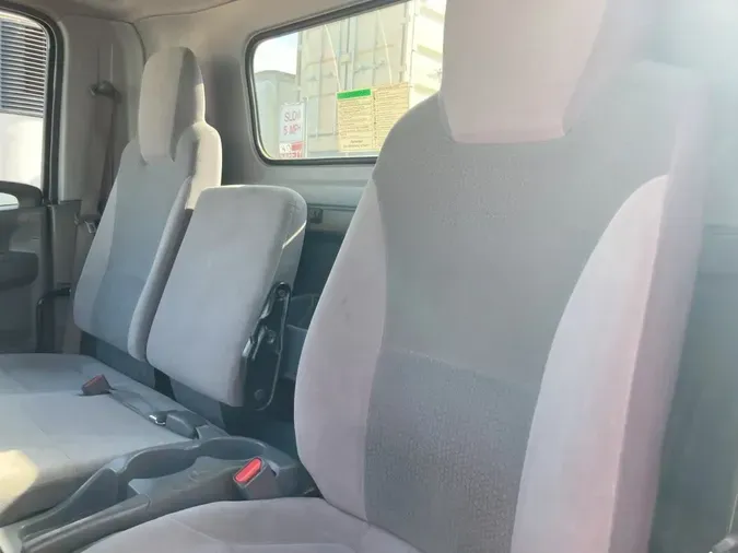 2019 ISUZU NPR HD