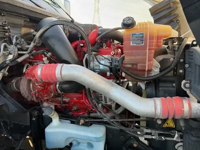 2021 International LT625