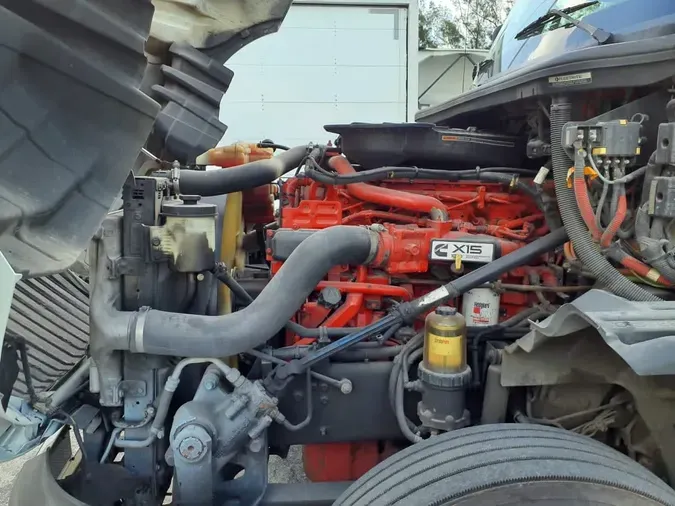 2020 NAVISTAR INTERNATIONAL LT625 SLPR CAB