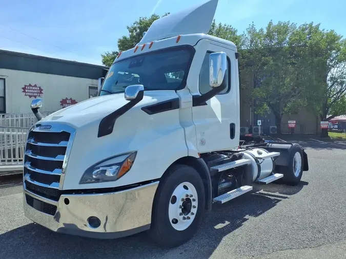 2020 FREIGHTLINER/MERCEDES NEW CASCADIA 116c7a9e9bf49216c60b3673d1fe60ae6d6