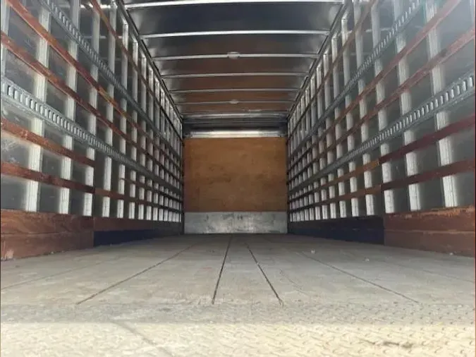 2019 Freightliner Business Class M2 106