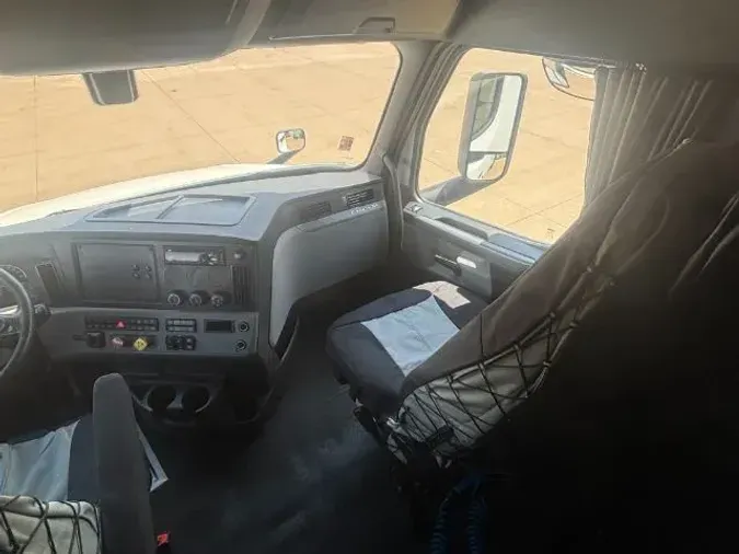 2020 Freightliner New Cascadia 126