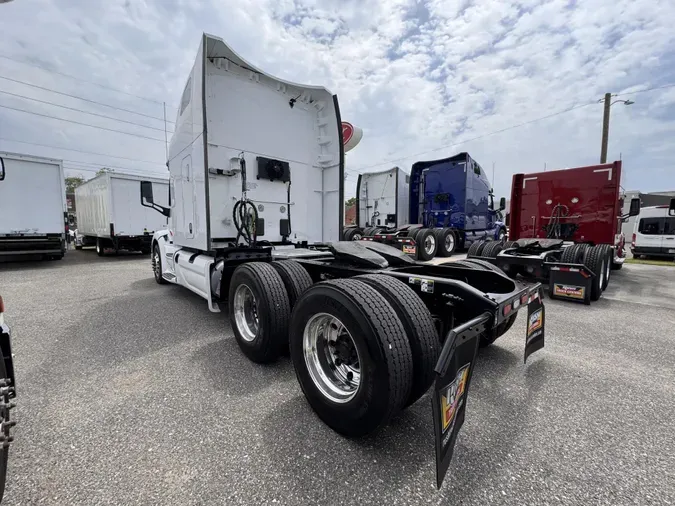 2022 Peterbilt 579