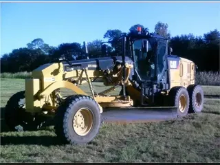 2015 CATERPILLAR 120M2