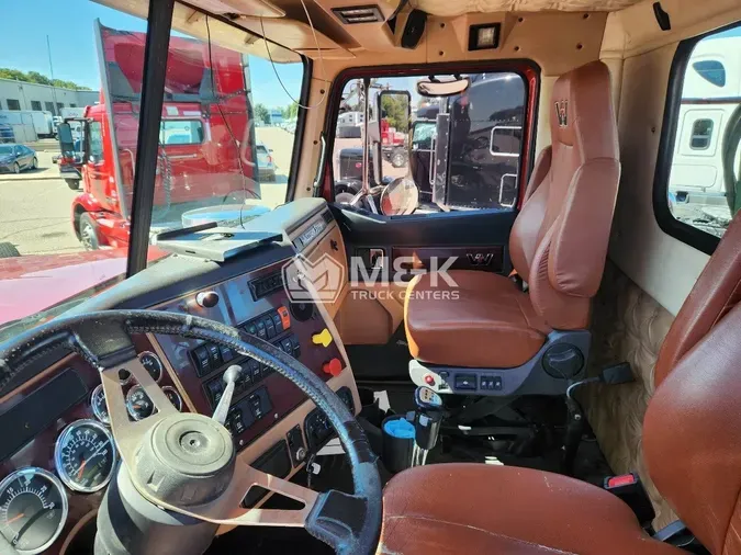 2019 WESTERN STAR 4900EX