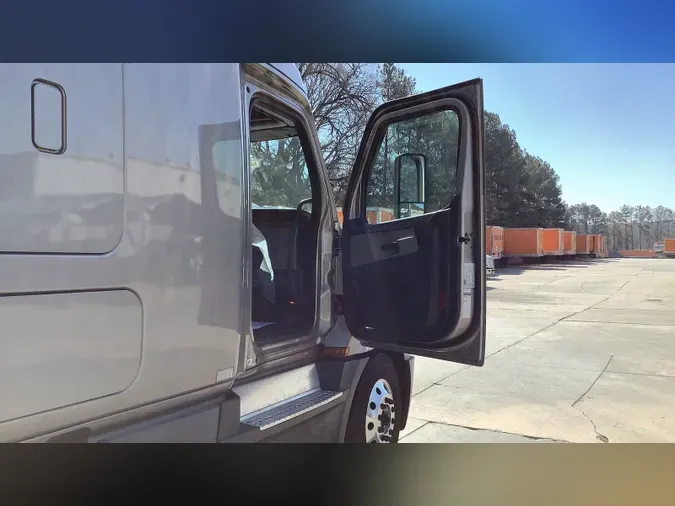 2021 Freightliner Cascadia