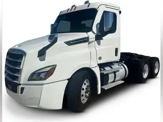 2023 Freightliner Cascadia