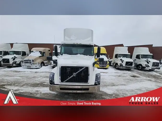 2018 VOLVO VNL300