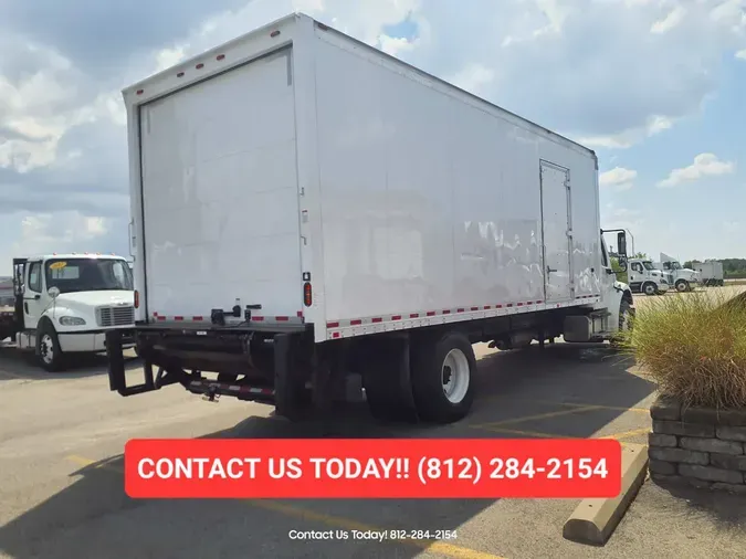 2017 FREIGHTLINER M2 106