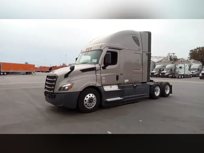 2025 Freightliner Cascadia 126c7c214aa9286e3fc12d0ab9d38d6a84e