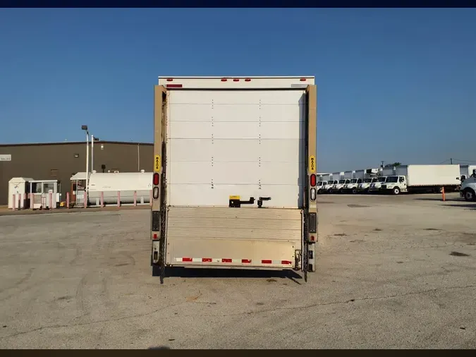 2019 FREIGHTLINER/MERCEDES M2 106