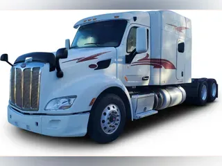 2022 Peterbilt 579