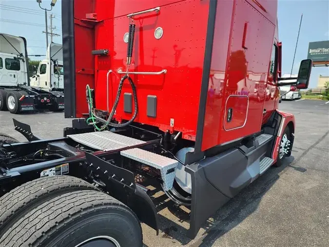 2023 KENWORTH T680
