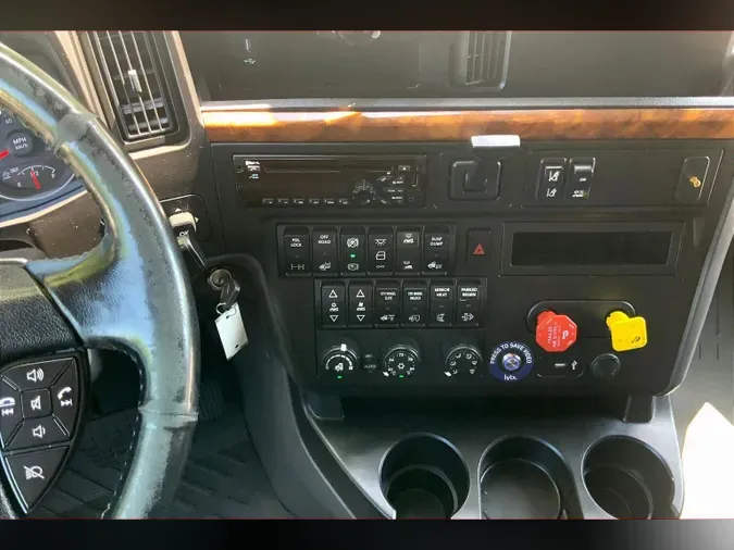 2021 INT LT625 6x4