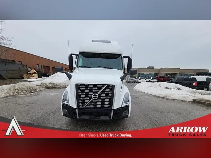 2021 VOLVO VNL64T760