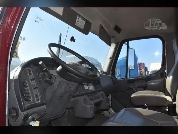 2015 FREIGHTLINER BUSINESS CLASS M2 106