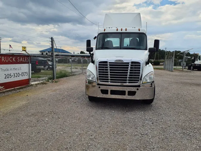 2018 FREIGHTLINER/MERCEDES CASCADIA 125