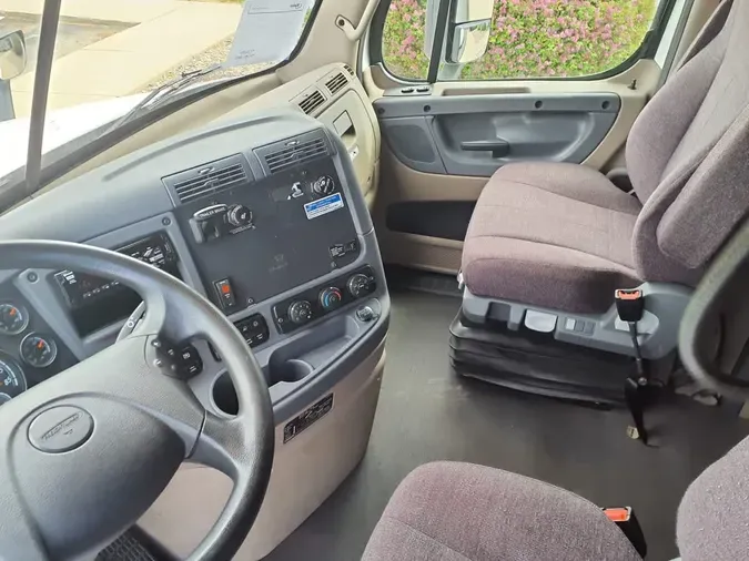 2020 FREIGHTLINER/MERCEDES CASCADIA 125