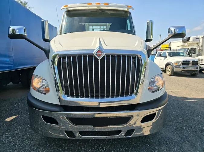 2018 NAVISTAR INTERNATIONAL LT625 DAYCAB T/A