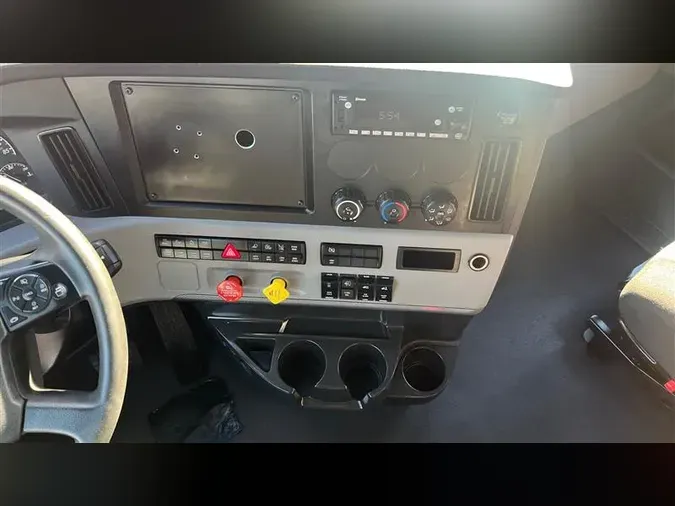 2022 FREIGHTLINER CA126c7db7c9afa2f7392af82c45e20215711