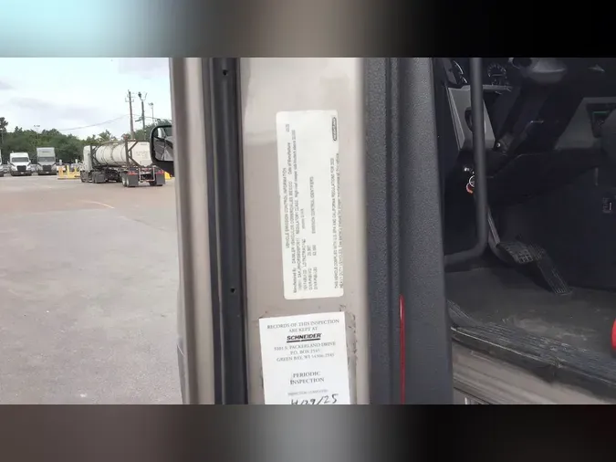 2021 Freightliner Cascadia