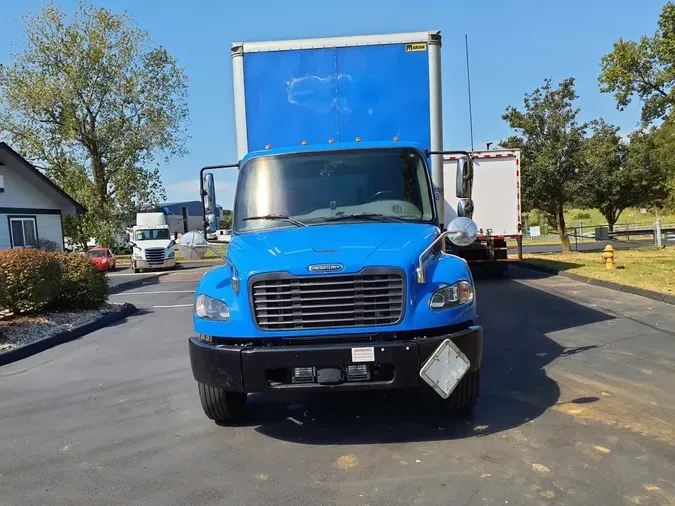 2022 FREIGHTLINER/MERCEDES M2 106
