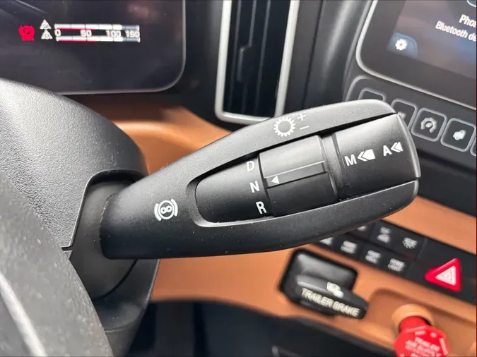 2024 Freightliner Cascadia 126