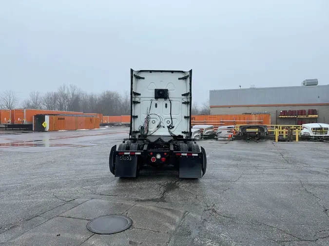 2020 Freightliner Cascadia