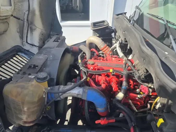 2019 NAVISTAR INTERNATIONAL 4300