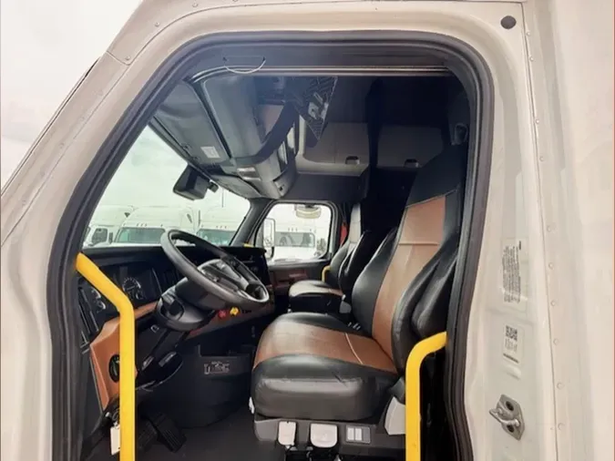 2022 Freightliner PT126SLP