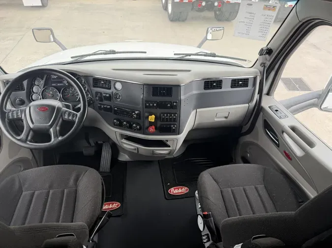 2021 Peterbilt 579c7e5f0e322bc015dcab7a071a1709642