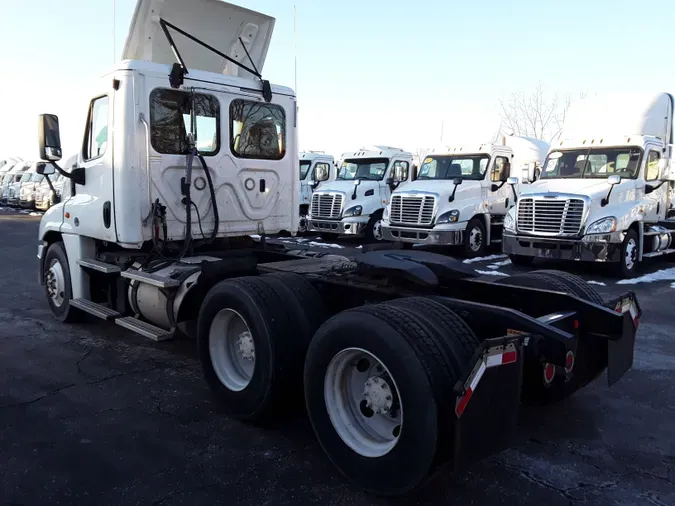 2018 FREIGHTLINER/MERCEDES CASCADIA 125