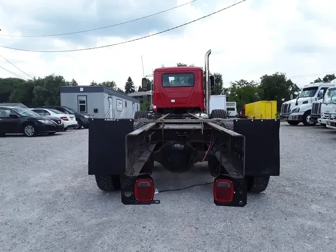 2017 MACK TRUCKS, INC. GU803