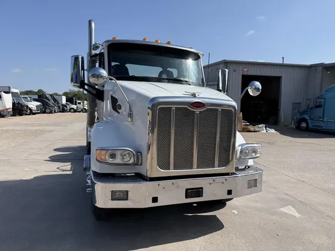 2020 Peterbilt 567
