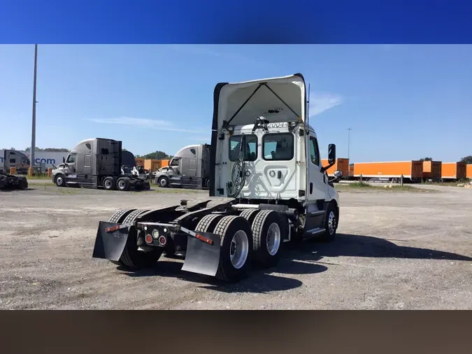 2020 Freightliner Cascadia 126c7ec67a4ef1c5222972d04412cf4daea
