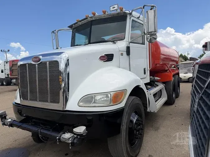 2014 PETERBILT 348