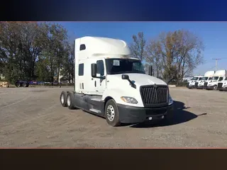 2022 International LT