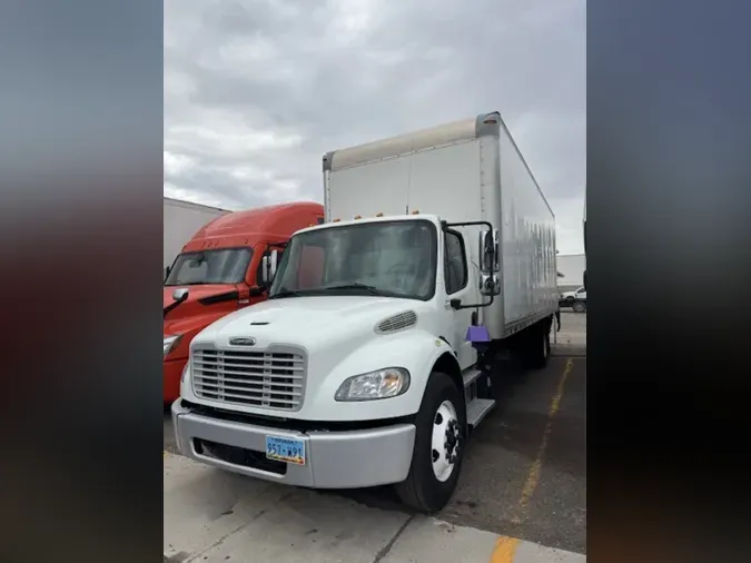 2018 FREIGHTLINER M2 106