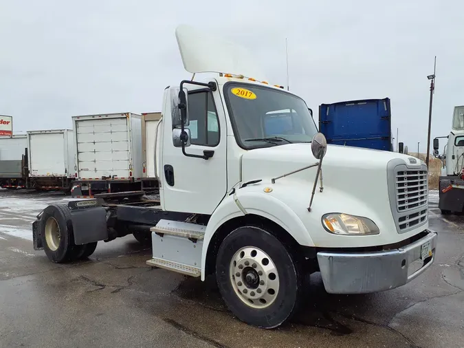 2017 FREIGHTLINER/MERCEDES M2-112