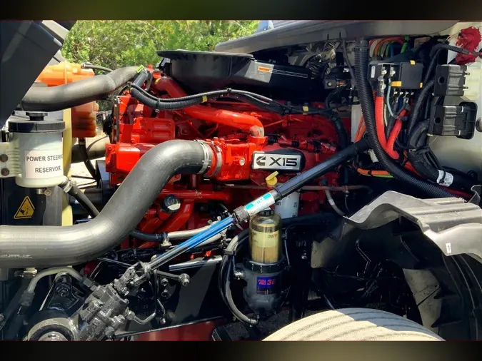 2021 INT LT625 6x4