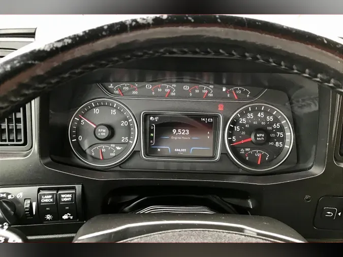 2021 INT LT625 6x4