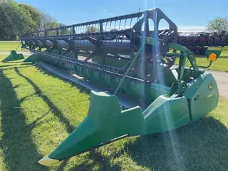 2010 John Deere 635F