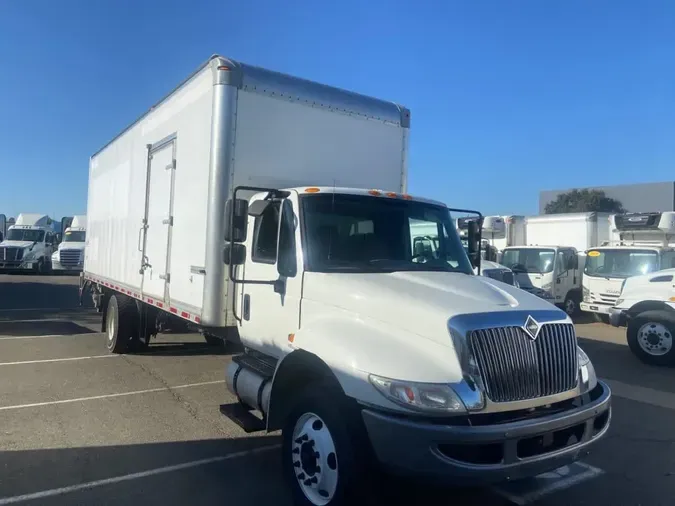 2019 NAVISTAR INTERNATIONAL 4300