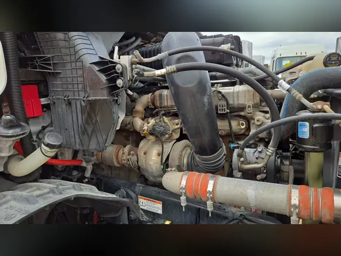 2022 Freightliner Cascadia 126