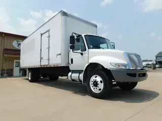 2018 International DuraStar 4300