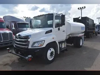 2013 HINO 338
