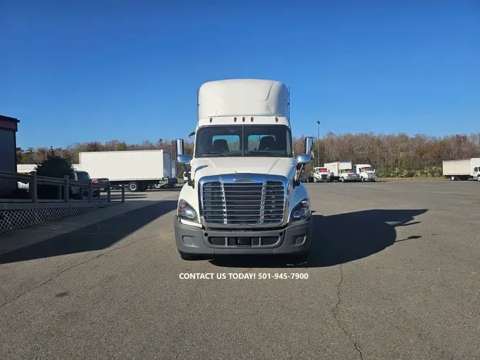 2019 FREIGHTLINER/MERCEDES CASCADIA 125