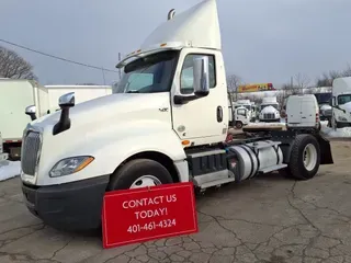 2019 NAVISTAR INTERNATIONAL LT625 DAYCAB S/A