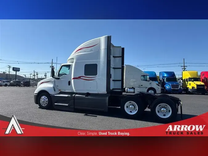 2022 INTERNATIONAL LT