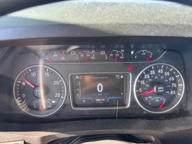 2019 NAVISTAR INTERNATIONAL LT625 DAYCAB T/A